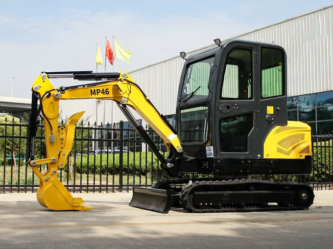 New Brand Mini Excavator 2 Ton Farm Small Digger EPA Engine Cab